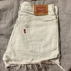 W 26 Levi’s 501 shorts